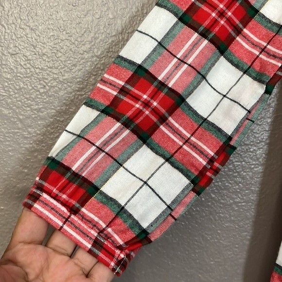 Carter’s Kid girls Holiday Christmas top leggings set size 5/5A - Picture 3 of 13